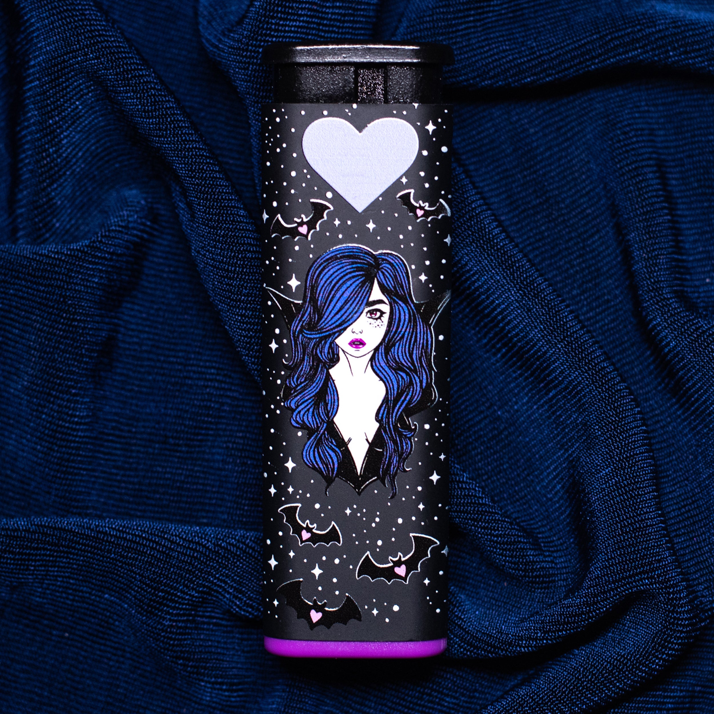 cute-vampire-lighter_8267d6c5-aba1-481e-b4d3-a0f575f9ea9b
