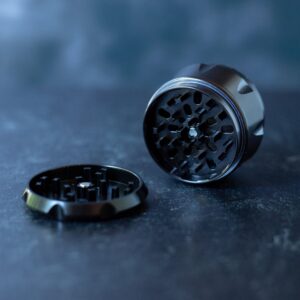 high-quality-black-butterfly-grinder